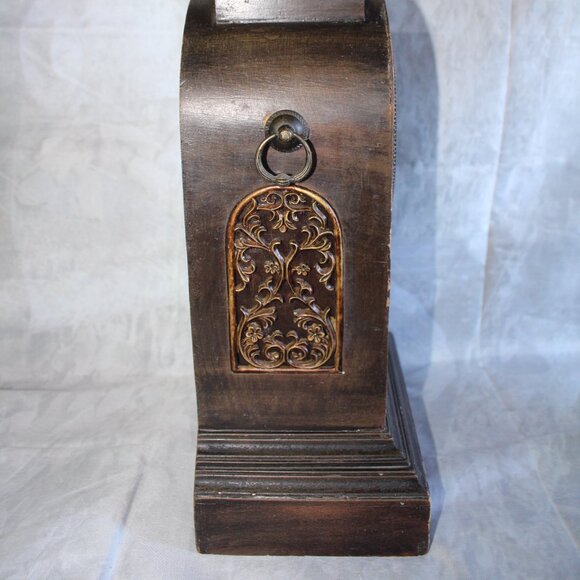 Three Hands Corp. Mantel Clock Style Clock WORKS! - Picture 6 of 13